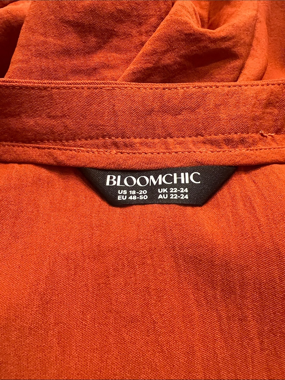 BloomChic Rust Orange Pintuck V-Neck Tunic - Picture 5 of 5